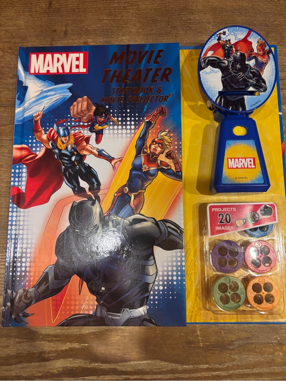 Marvel Movie Theater Storybook & Projector - Blue, Yellow
